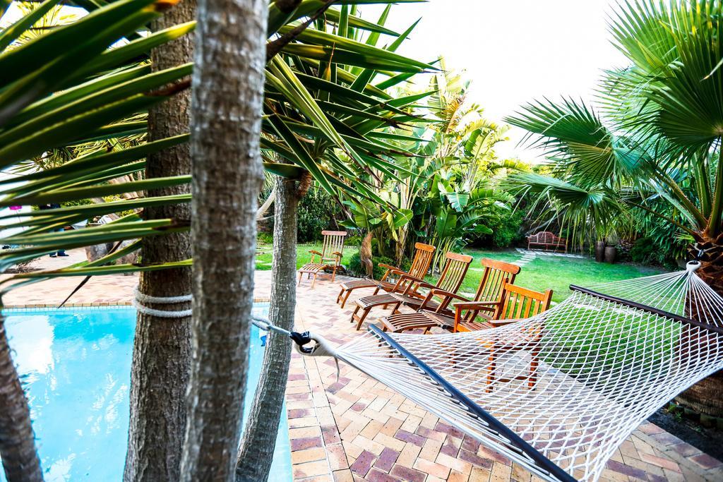 Secret Garden Guesthouse Bloubergstrand Buitenkant foto