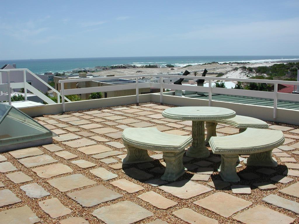 Secret Garden Guesthouse Bloubergstrand Buitenkant foto
