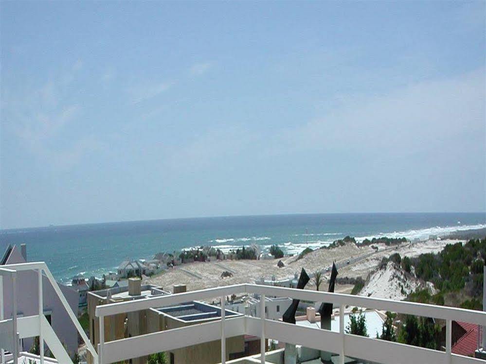 Secret Garden Guesthouse Bloubergstrand Buitenkant foto
