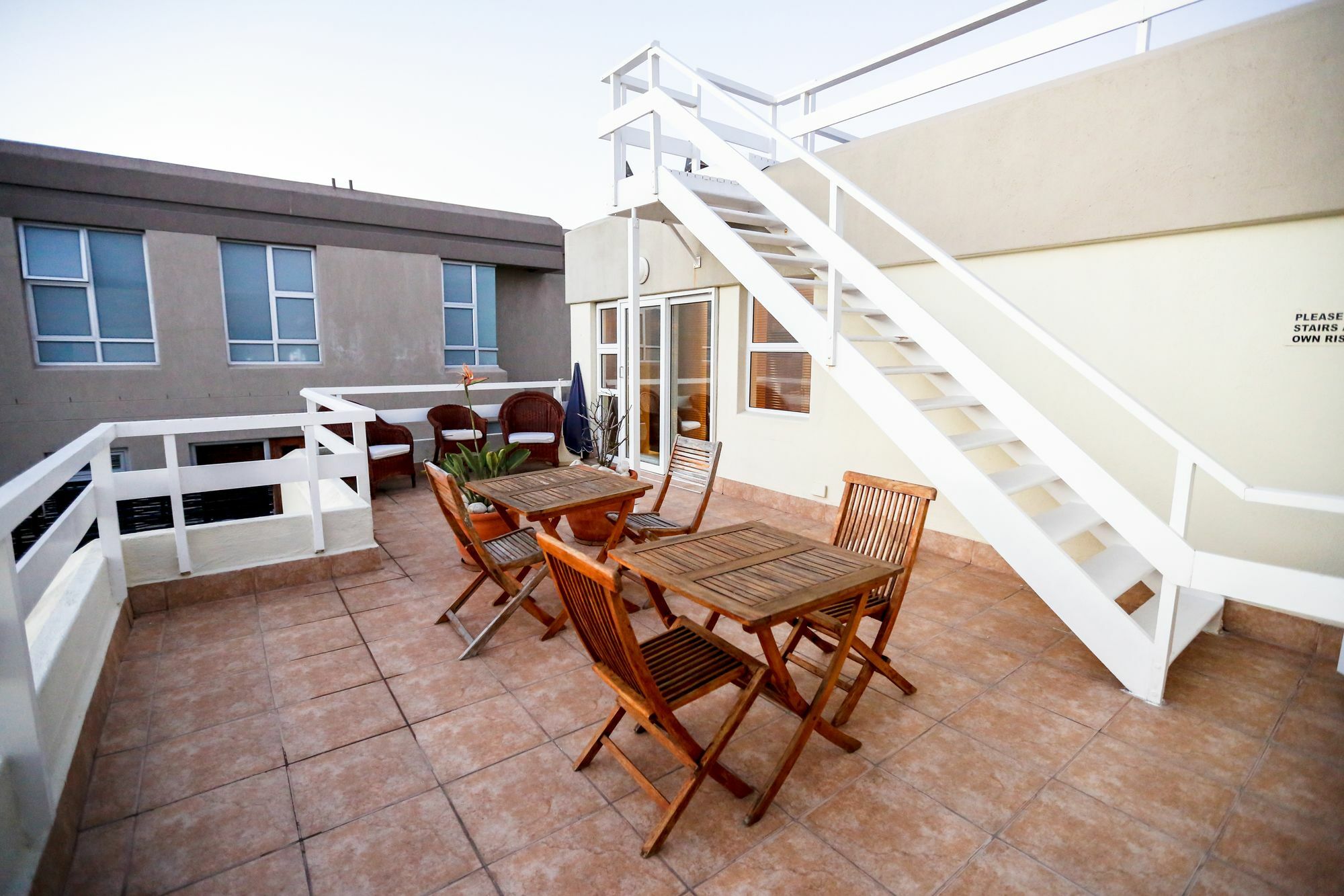 Secret Garden Guesthouse Bloubergstrand Buitenkant foto