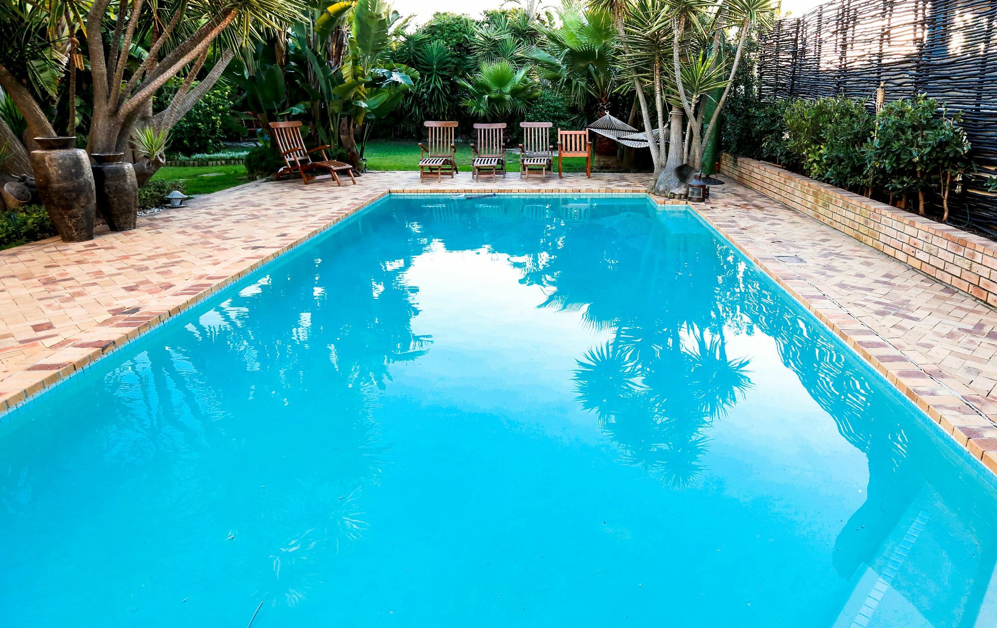 Secret Garden Guesthouse Bloubergstrand Buitenkant foto